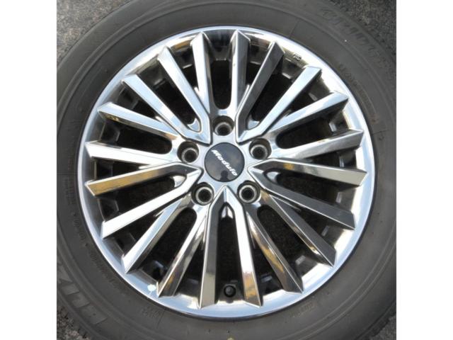 *Wheels only Honda
Modulo
MG-023
Stepwagon/RP5 Genuine Option