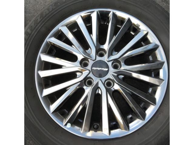 *Wheels only Honda
Modulo
MG-023
Stepwagon/RP5 Genuine Option