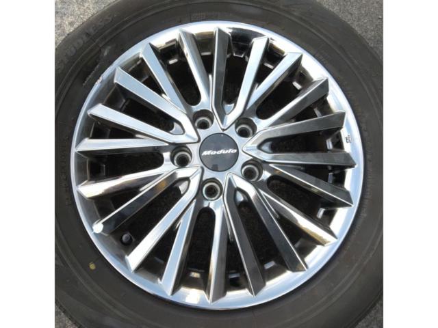 *Wheels only Honda
Modulo
MG-023
Stepwagon/RP5 Genuine Option