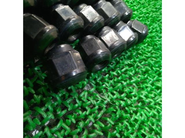 Honda genuine M12 x P1.5
Spherical nut
Twenty