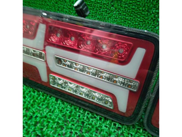 【メーカー不明】ジムニー/JB64/JB74 フルLED シーケンシャル テールランプ 左右セット