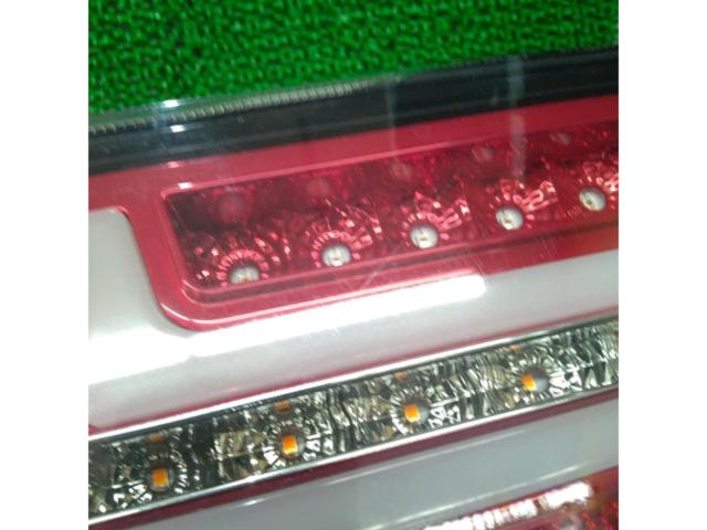 【メーカー不明】ジムニー/JB64/JB74 フルLED シーケンシャル テールランプ 左右セット