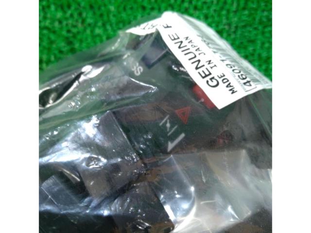 【KAWASAKI】46091-1764 左スイッチボックス
