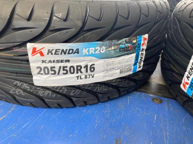 weds
WedsSport
SPORT
SA-72R + KENDA
KR 20