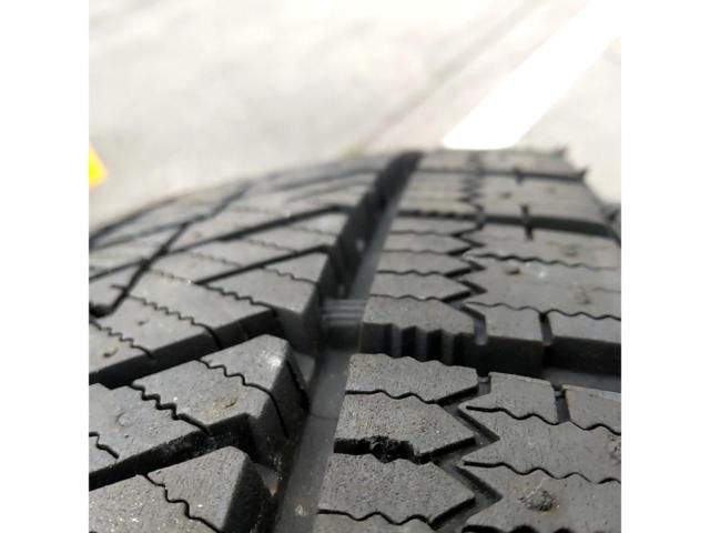 BRIDGESTONE BLIZZAK VRX2