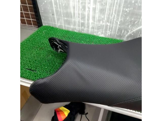ホンダ(HONDA) CBR1100XX 純正シート