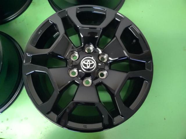 トヨタ純正 ランドクルーザーFJ 用アルミホイール