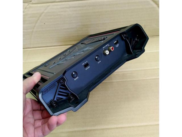 KICKER ZX100.2 2chアンプ