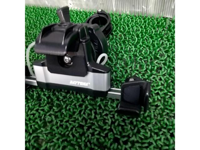 DAYTONA
Smartphone Holder 3+
