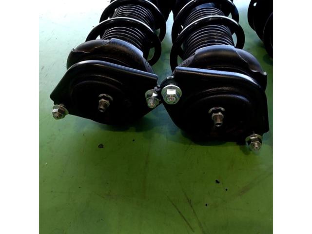 トヨタ GR86 ZN8 純正サスキット
