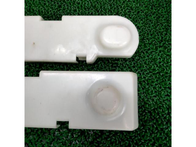 Nissan
Kenmeri genuine
Tail cover
*One claw is missing.