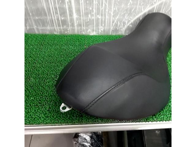HarleyDavidson XL883 純正シート