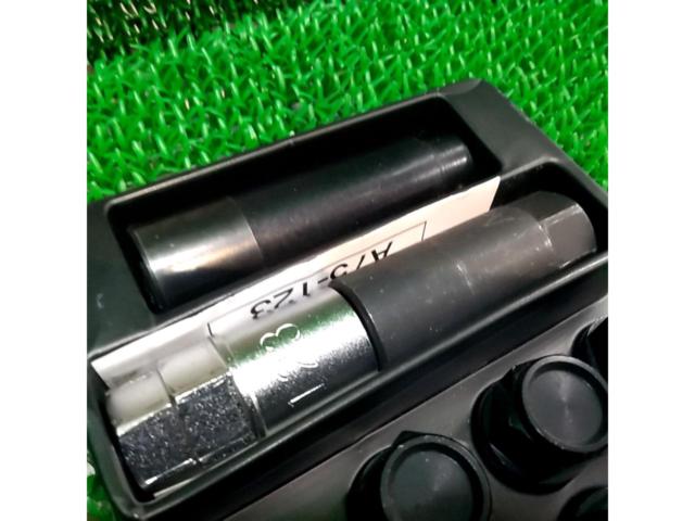 【M12xP1.25】KYO-EI Kics LEGGDURA RACING CL35