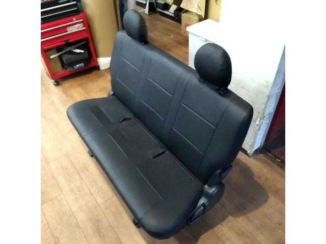 【TOYOTA純正】セカンドシート+メーカー不明 シートカバー
