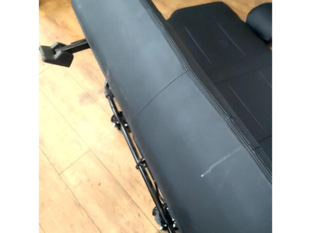 【TOYOTA純正】セカンドシート+メーカー不明 シートカバー