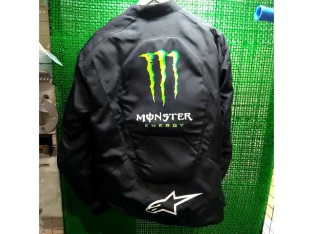 Size: XL Alpinestars x MONSTER
T-SCREAM
AIR
Mesh riding jacket