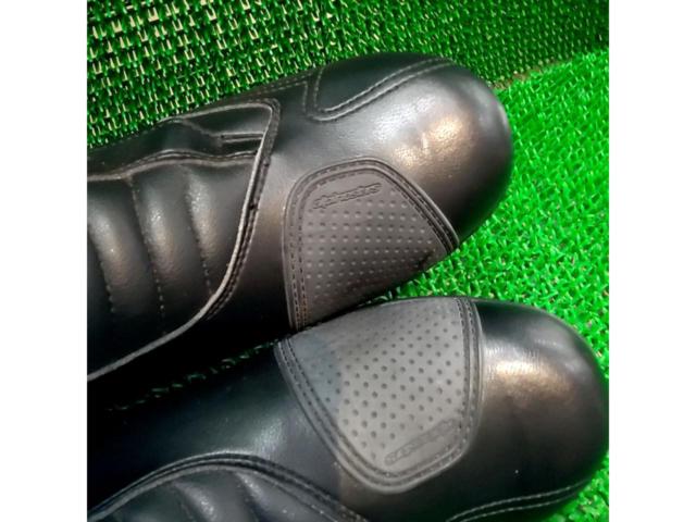 Size: 26.5cm Alpinestars
ROAM
WATERPROOF
BOOTS