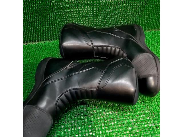 Size: 26.5cm Alpinestars
ROAM
WATERPROOF
BOOTS