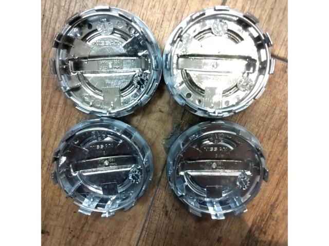 NISSAN
Genuine center cap