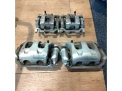 NISSAN
INFINITY genuine calipers
FX35
