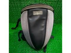 MOTO
FIZZ
Seat cowl bag