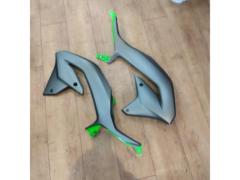 KAWASAKI
KLX250 genuine shroud