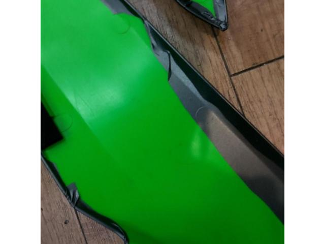 KAWASAKI
KLX250 genuine shroud