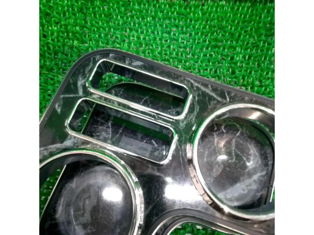 Unknown Manufacturer
Cup holder