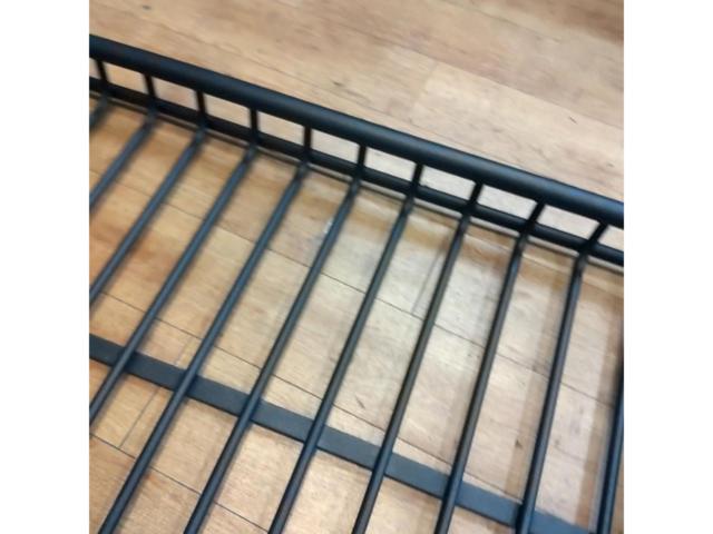 Unknown Manufacturer
Aluminum rack