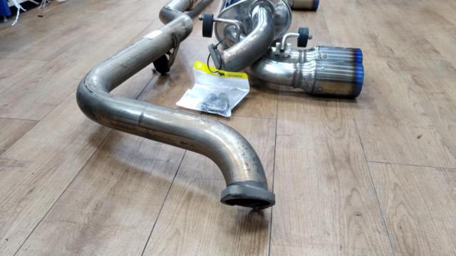 HKS LEGAMAX Premium 中間付き【インプレッサWRX STi/GRB・GRF】