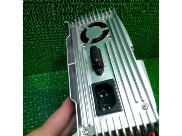 CELLSTAR  CV-800 全自動バッテリー充電器