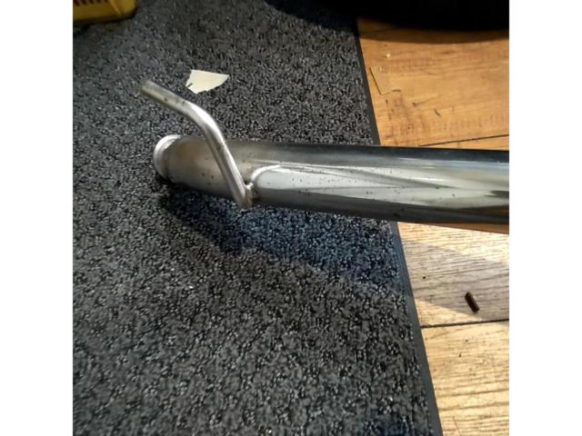 Unknown Manufacturer
Dual muffler