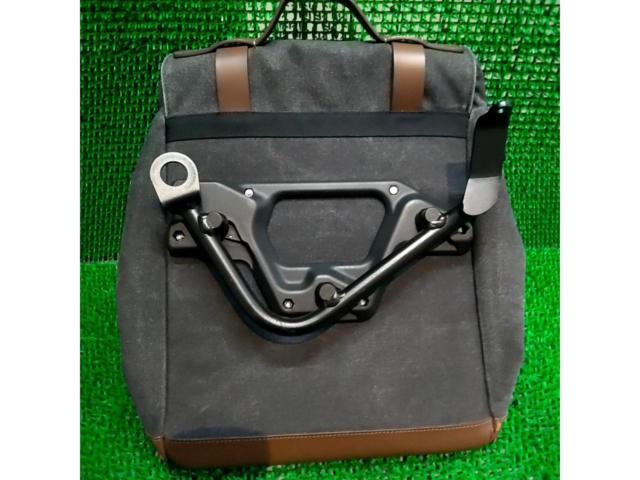 BMW R nine T 純正サイドバッグ 右用