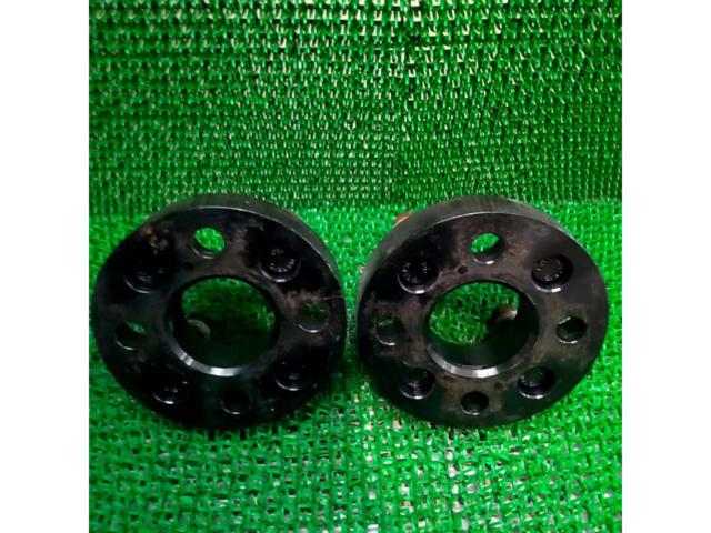 DURAX
Wide tread spacer
30 mm
100-4
P1.5