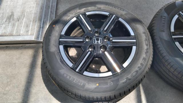 ホンダ純正(HONDA)  ヴェゼル純正ホイール  + PIRELLI(ピレリ) POWERGY