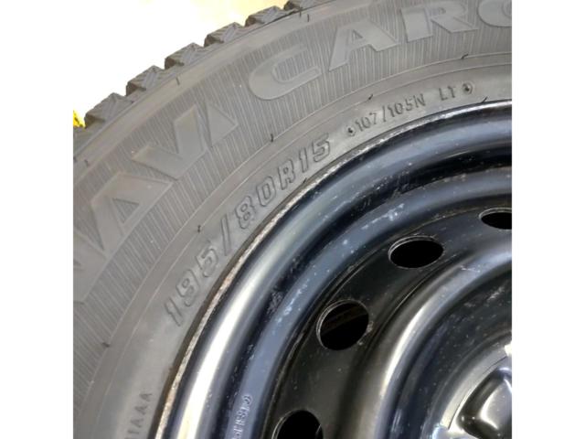 Nissan genuine Caravan genuine steel wheels + GOODYEAR ICENAVI
CARGO