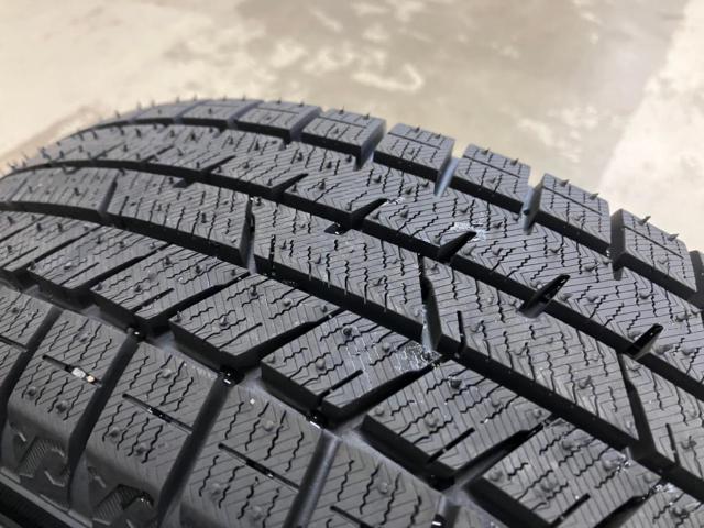 【ホンダ純正】N-BOXカスタム(JF3/JF4) 純正アルミホイール +【YOKOHAMA】iceGUARD8 iG80