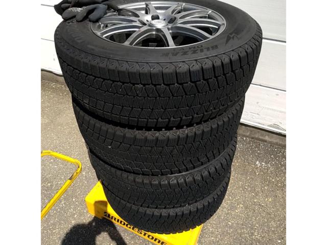 BADX632
LOXARNY
LOXARNY
SPORT
RS-10
+BRIDGESTONEBLIZZAK
DM-V3