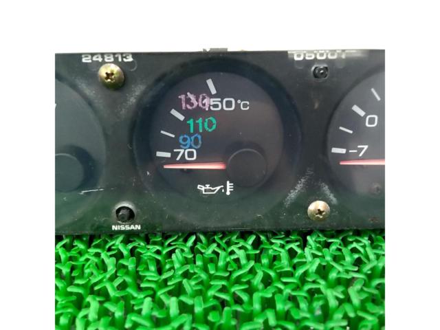 Nissan
Skyline GT-R / BNR32
Genuine
Triple meter