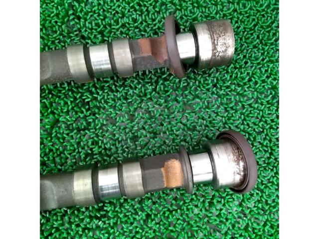 Nissan
Skyline GT-R / BNR32
Genuine camshaft
