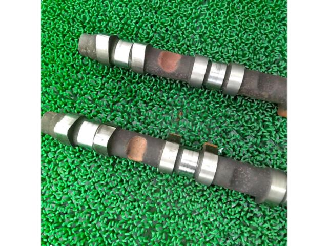Nissan
Skyline GT-R / BNR32
Genuine camshaft