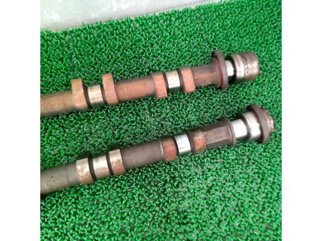 Nissan
Skyline GT-R / BNR32
Genuine camshaft