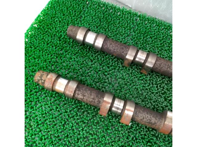 Nissan
Skyline GT-R / BNR32
Genuine camshaft