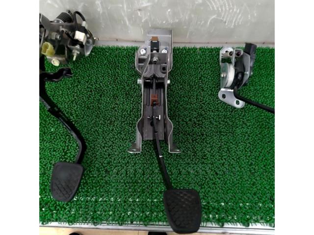 Pleiades
Legacy / BP5
Genuine pedal
(MT)