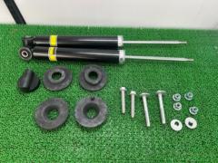【AUDI TT/8JCEPF】メーカー不明 純正形状 リアショック左右2本+純正ショートパーツセット