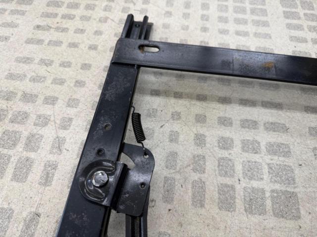For Cappuccino/EA11R/EA21R/Driver's side/RCOBRA seat
Seat rail