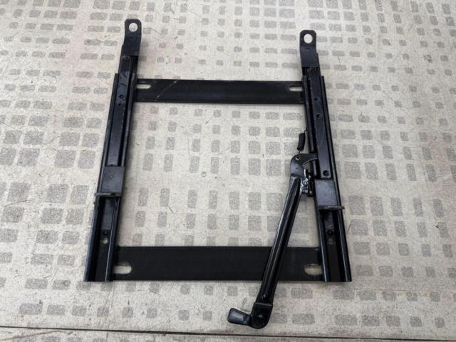 For Cappuccino/EA11R/EA21R/Driver's side/RCOBRA seat
Seat rail