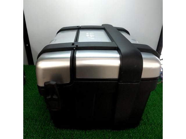 【容量46L】GIVI TRK46N モノキーケース 46L