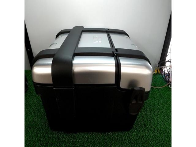 【容量46L】GIVI TRK46N モノキーケース 46L