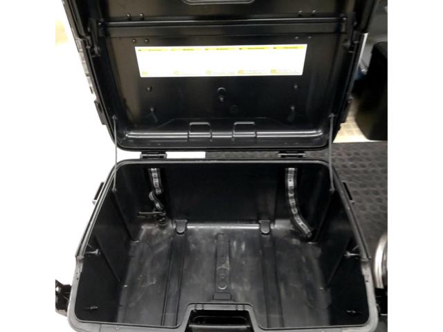 【容量46L】GIVI TRK46N モノキーケース 46L